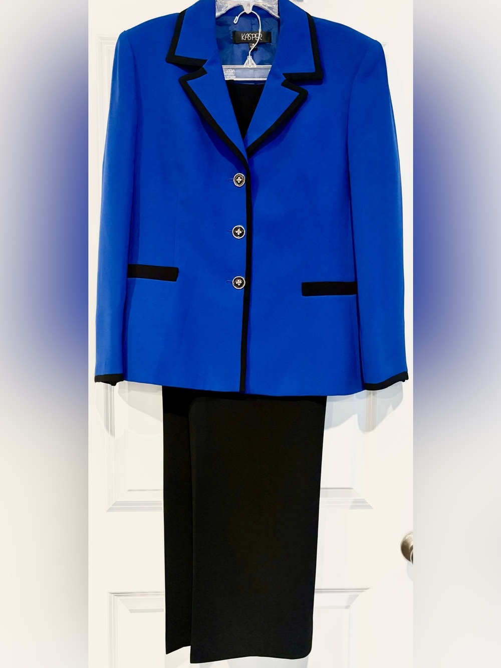 Kasper Woman’s 2-Piece Royal Blue & Black Lined Pantsuit Set - Size 18